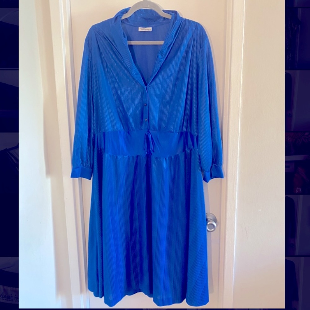 PLUS SIZE *Vintage* Dress.
